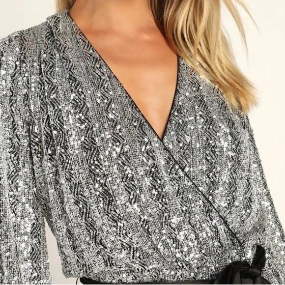 Sequin long sleeve romper. Blousy bodice. Ballon sleeves with elastic cuffs. - Picture 3 of 4